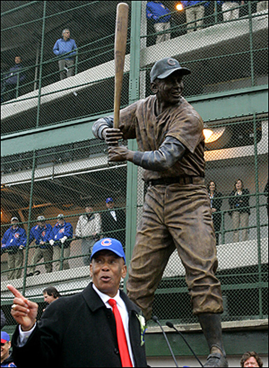 Ernie Banks statue, Mr. Cub, Wrigley Field