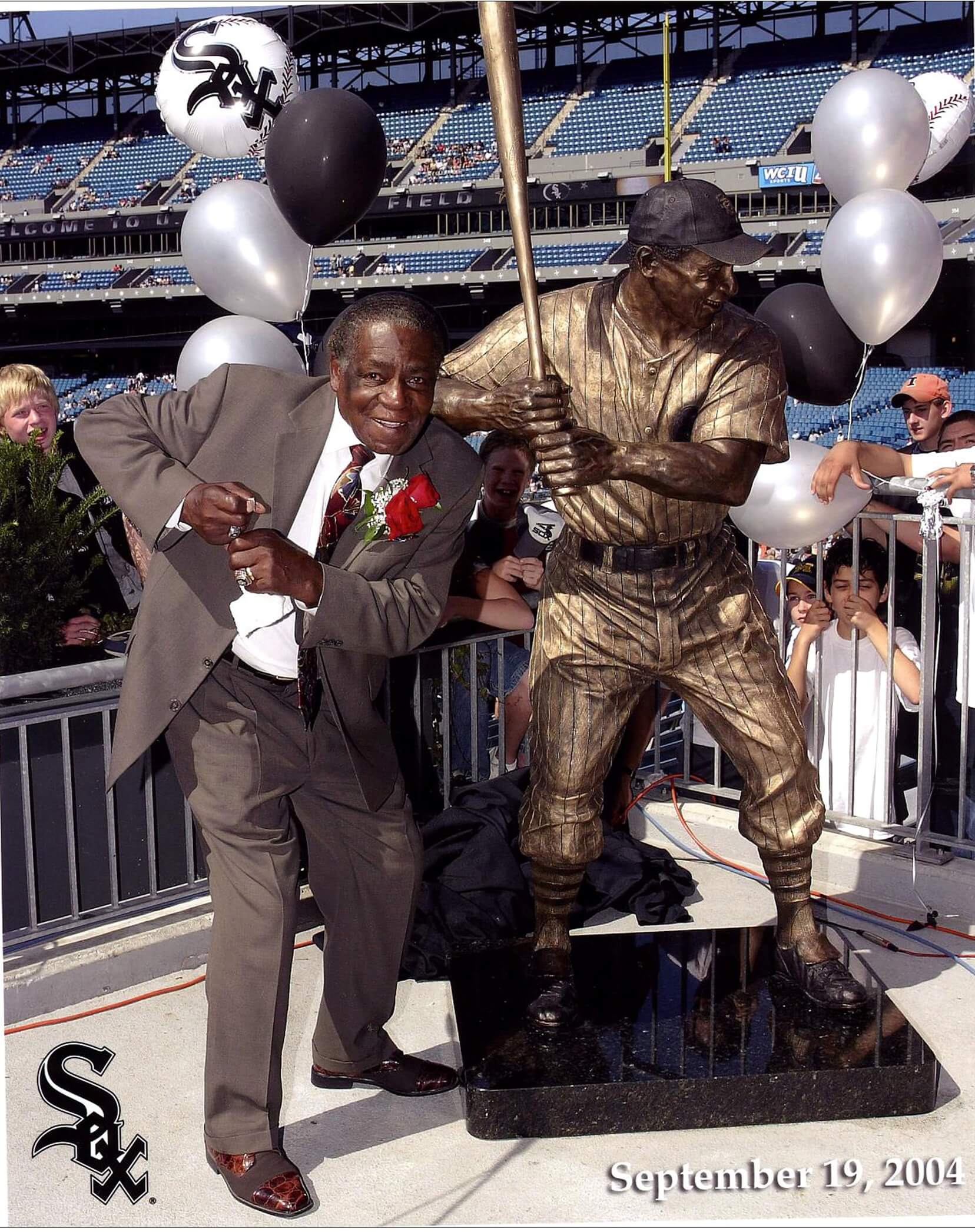 Minnie Minoso, Chicago White Sox, MLB, statue