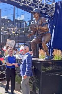 Ryne Sandberg statue unveiling chicago