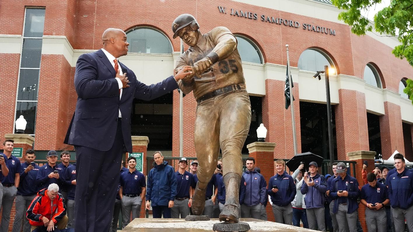 frank thomas statue auburn