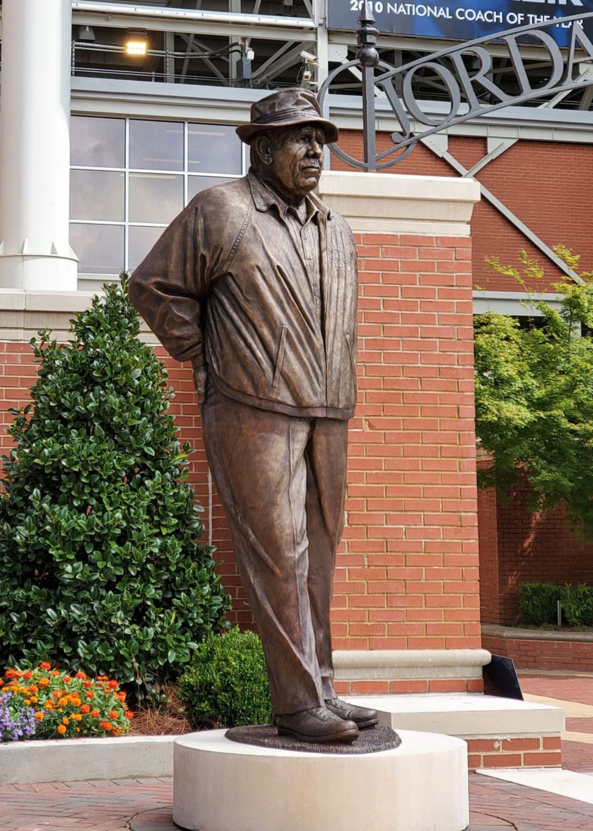 ralph shug jordan statue