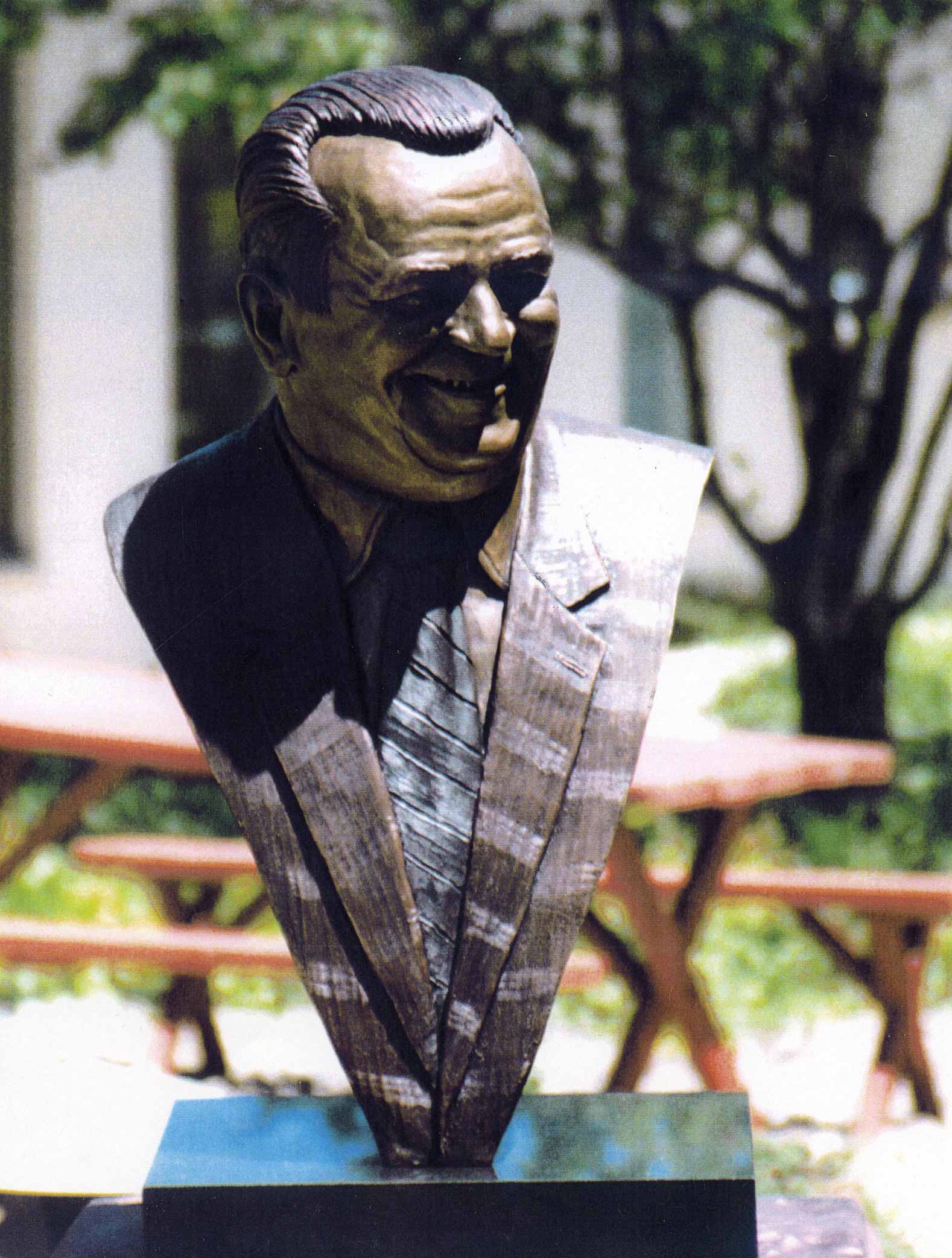 robert stone sculpture
